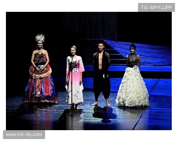 彝族特色足球服饰的文化传承与现代设计融合探讨