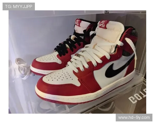 红色足球鞋打造芝加哥街头潮流风尚 打破运动与时尚的界限